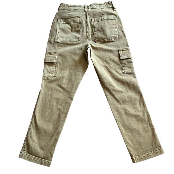 Universal Thread | High Rise Slim Straight Cargo Pants, Size 27R - Picture 3 of 8